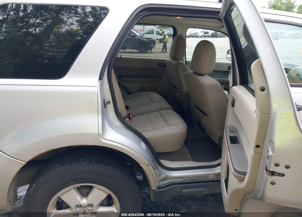 2011 FORD ESCAPE VIN: 1FMCU9DG5BKA66690