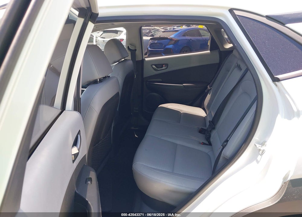 2019 HYUNDAI KONA VIN: KM8K33A55KU220818