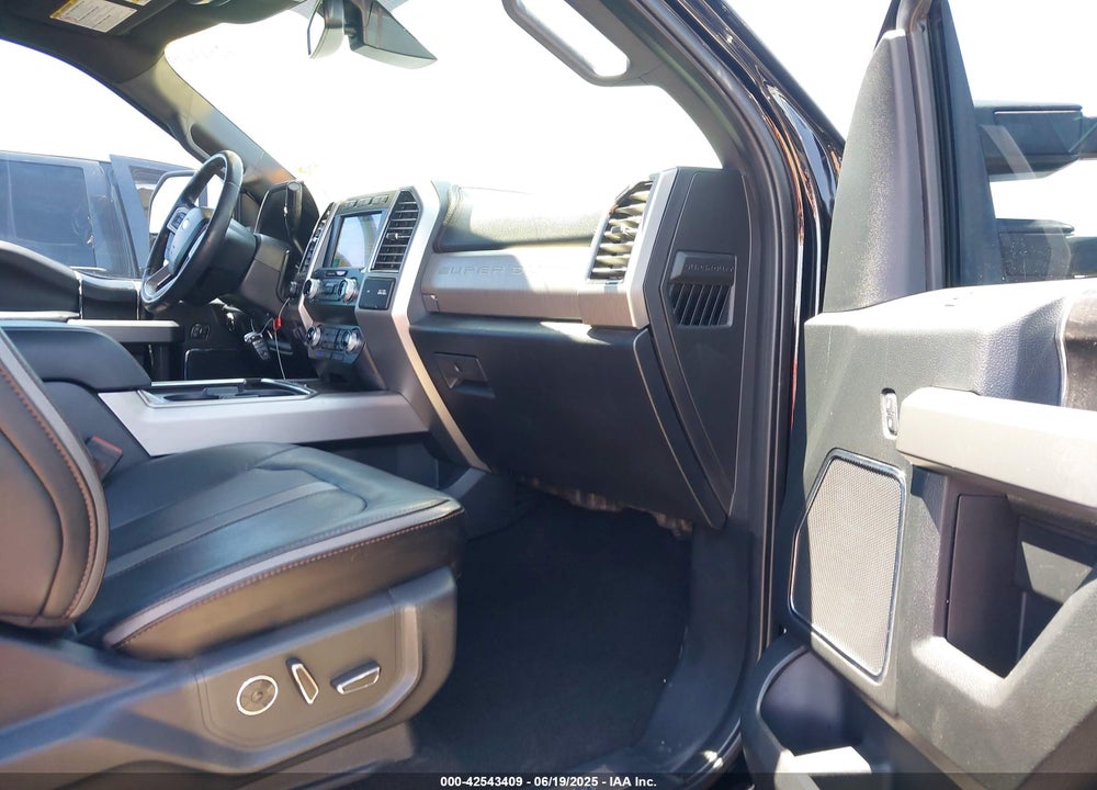 2019 FORD F-250 PLATINUM VIN: 1FT7W2BT8KEE12964