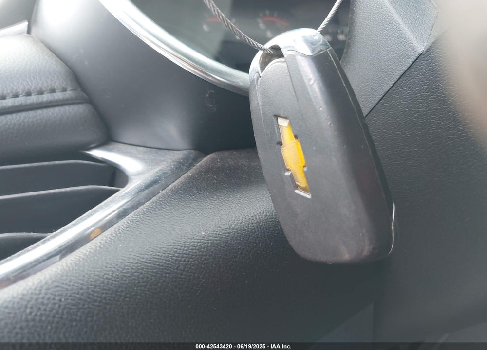 2019 CHEVROLET MALIBU VIN: 1G1ZD5ST0KF116954