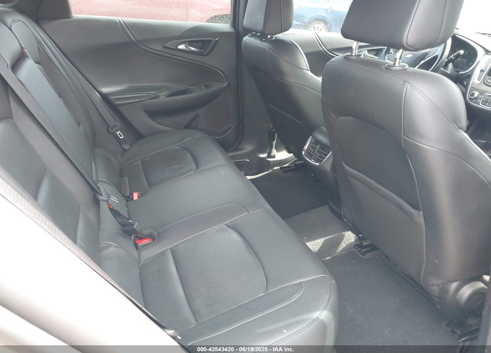2019 CHEVROLET MALIBU VIN: 1G1ZD5ST0KF116954