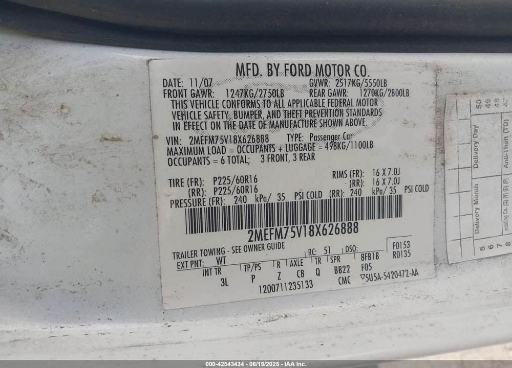 2008 MERCURY GRAND MARQUIS VIN: 2MEFM75V18X626888