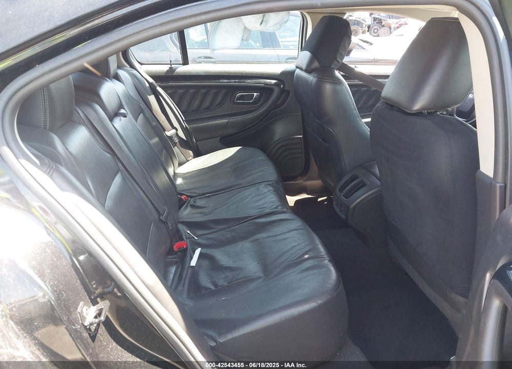2010 FORD TAURUS VIN: 1FAHP2FW7AG162745
