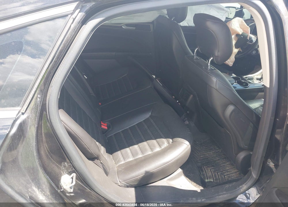 2014 FORD FUSION VIN: 3FA6P0HD9ER228329