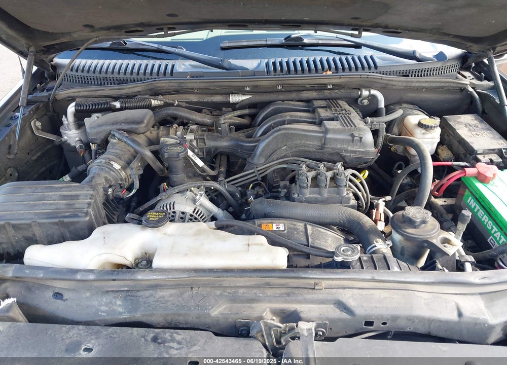 2008 FORD EXPLORER XLT VIN: 1FMEU73E98UB15609