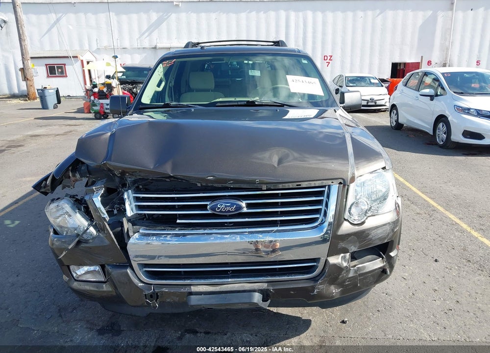 2008 FORD EXPLORER XLT VIN: 1FMEU73E98UB15609