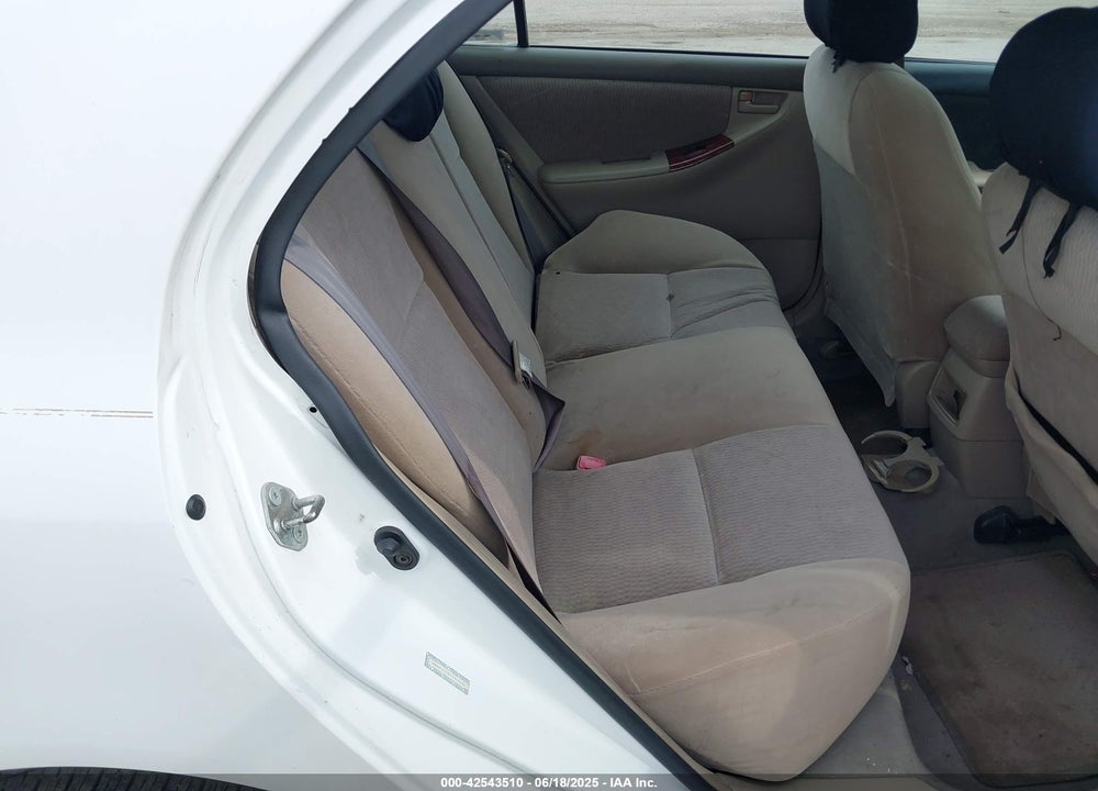 2005 TOYOTA COROLLA LE VIN: 1NXBR32E55Z360126