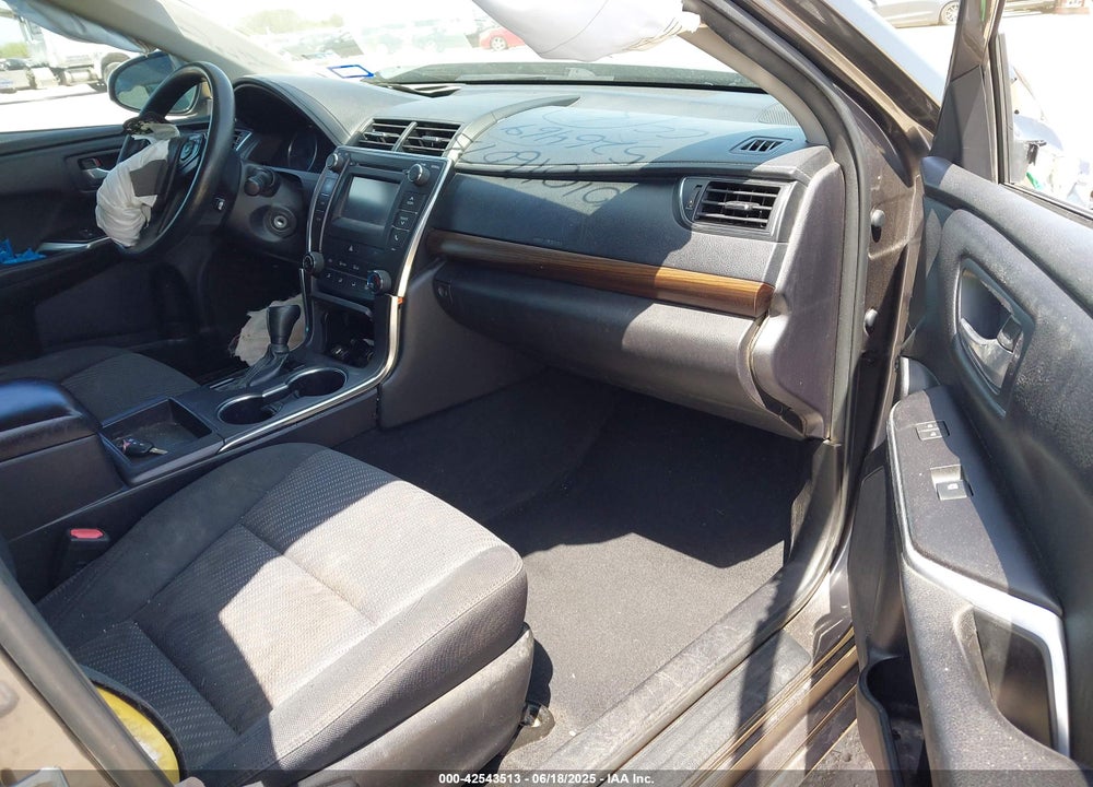 2016 TOYOTA CAMRY VIN: 4T4BF1FK3GR526469