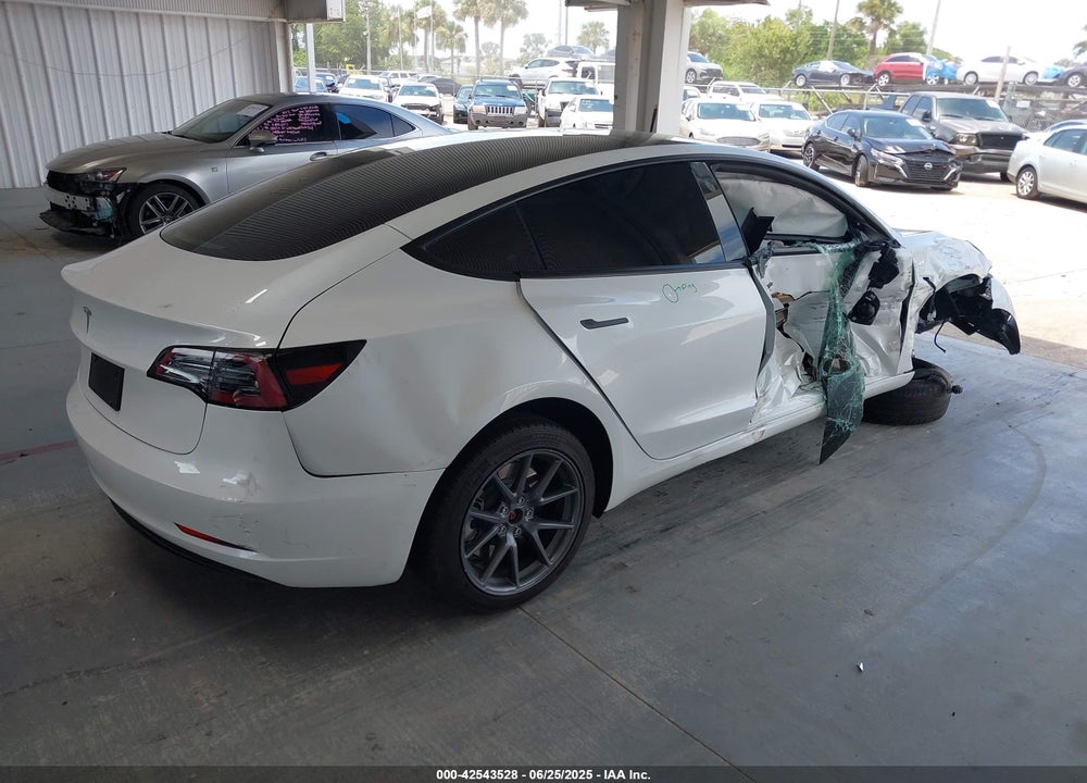 2023 TESLA MODEL 3 VIN: 5YJ3E1EAXPF606178