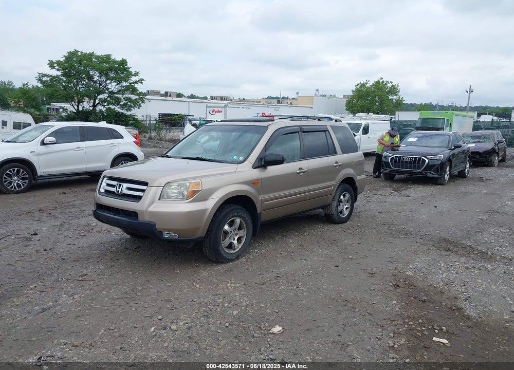 2006 HONDA PILOT VIN: 5FNYF28756B008300