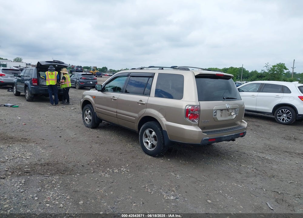 2006 HONDA PILOT VIN: 5FNYF28756B008300