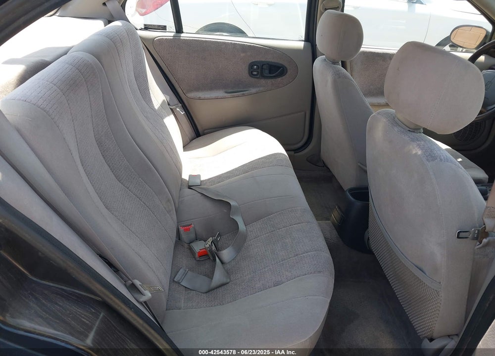1998 SATURN SL2 VIN: 1G8ZK5270WZ174447