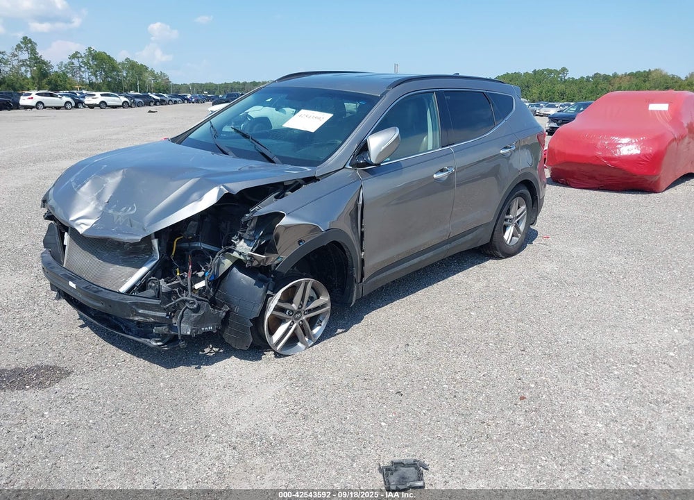 2017 HYUNDAI SANTA FE VIN: 5XYZU3LB6HG427666
