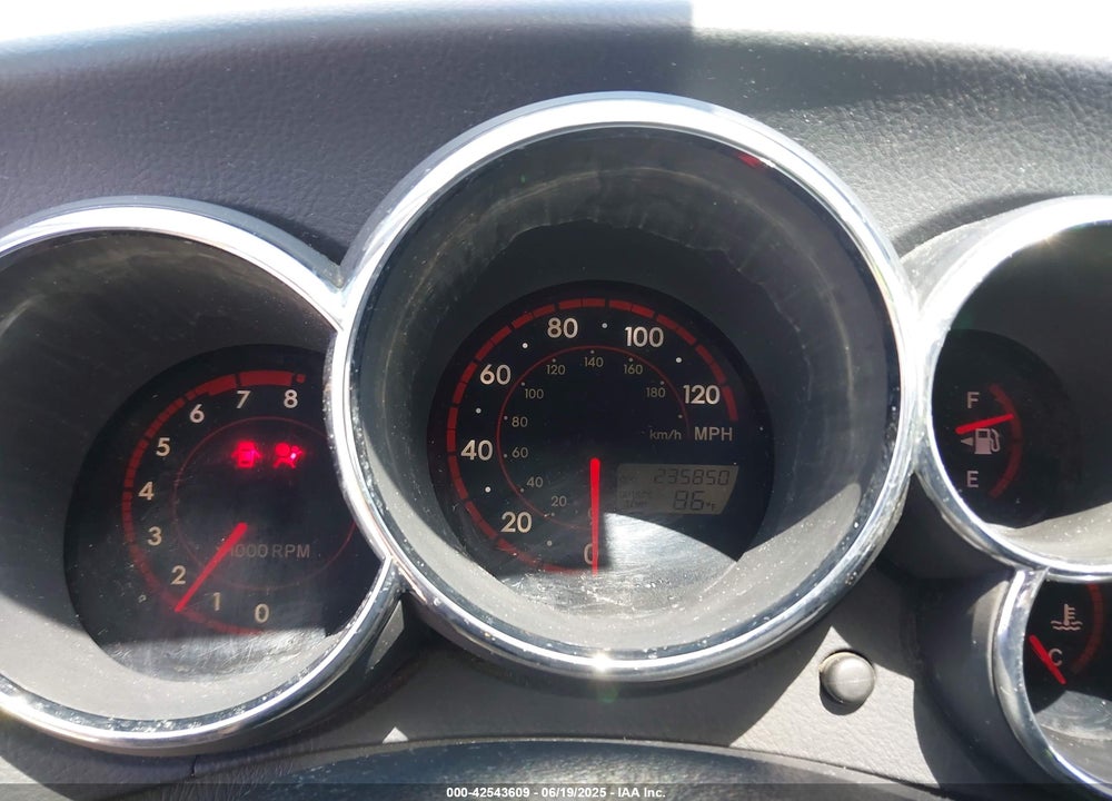 2005 TOYOTA MATRIX/XR VIN: 2T1KR32E55C346292