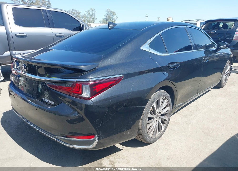 2019 LEXUS ES 300H LUXURY/ULTRA LUXURY VIN: 58AB21B17KU002892
