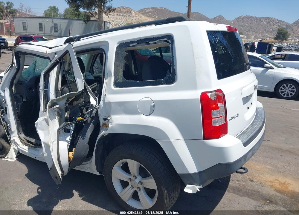 2014 JEEP PATRIOT LATITUDE VIN: 1C4NJRFB4ED549734