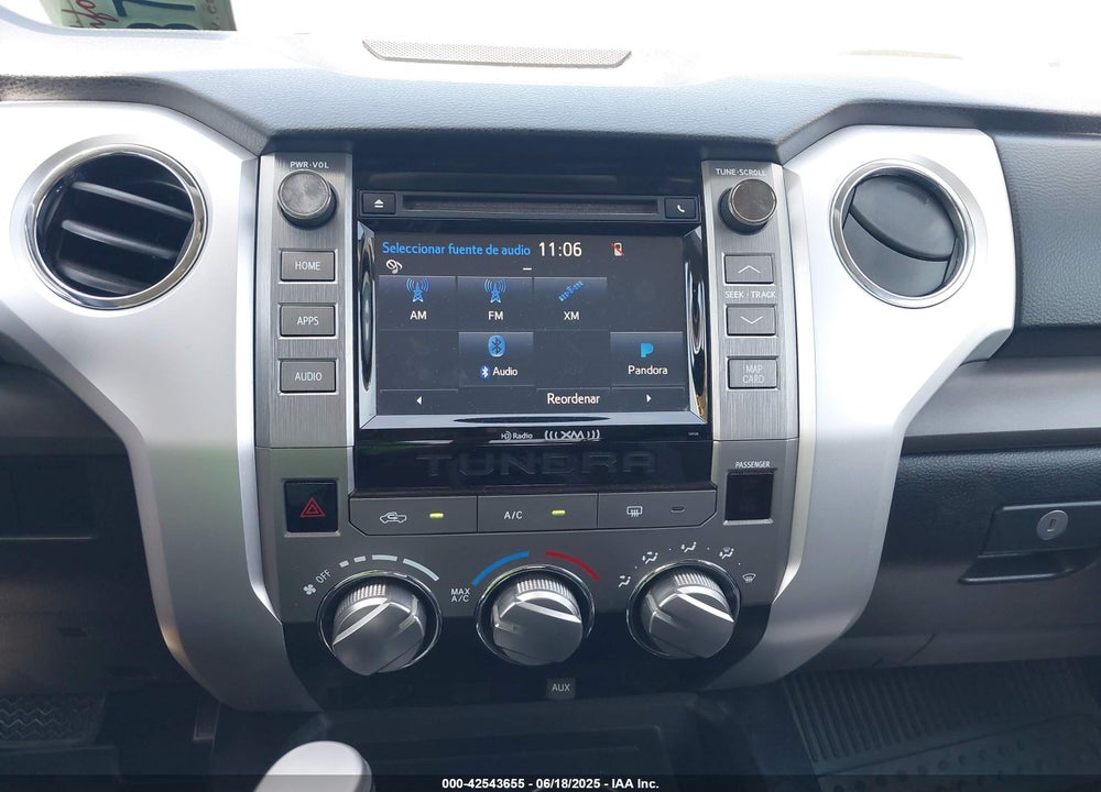 2017 TOYOTA TUNDRA SR5 4.6L V8 VIN: 5TFEM5F10HX120309