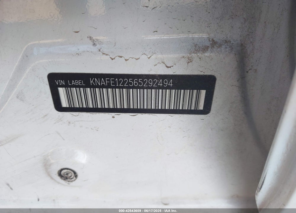 2006 KIA SPECTRA VIN: KNAFE122565292494