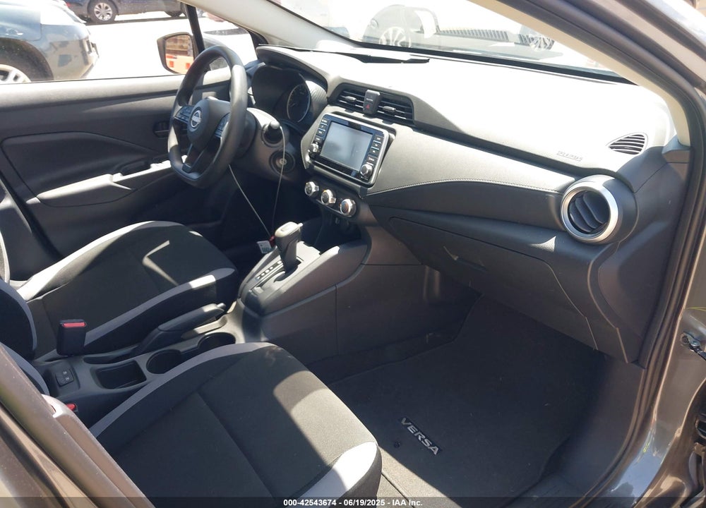 2025 NISSAN VERSA 1.6 S+ VIN: 3N1CN8DV8SL833685