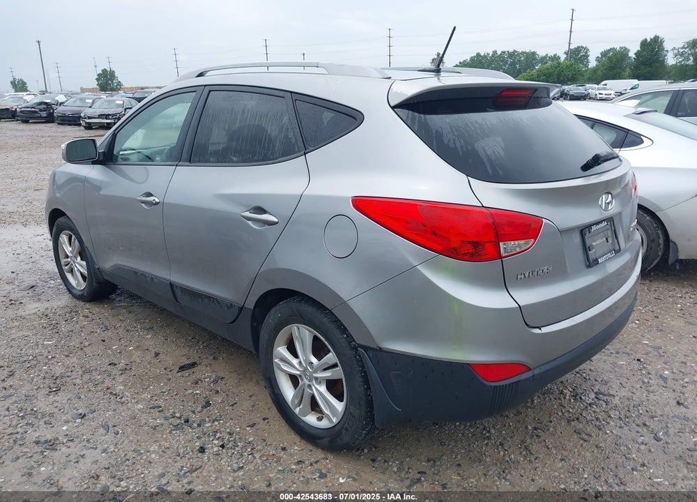 2013 HYUNDAI TUCSON GLS VIN: KM8JU3AC7DU549580