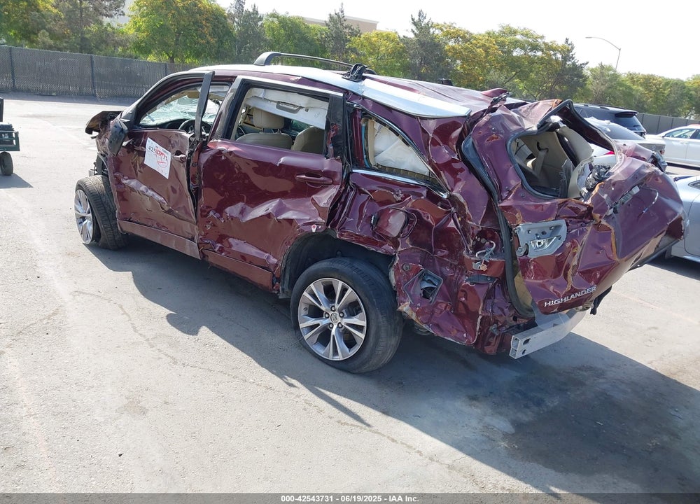 2015 TOYOTA HIGHLANDER VIN: 5TDKKRFH4FS050328