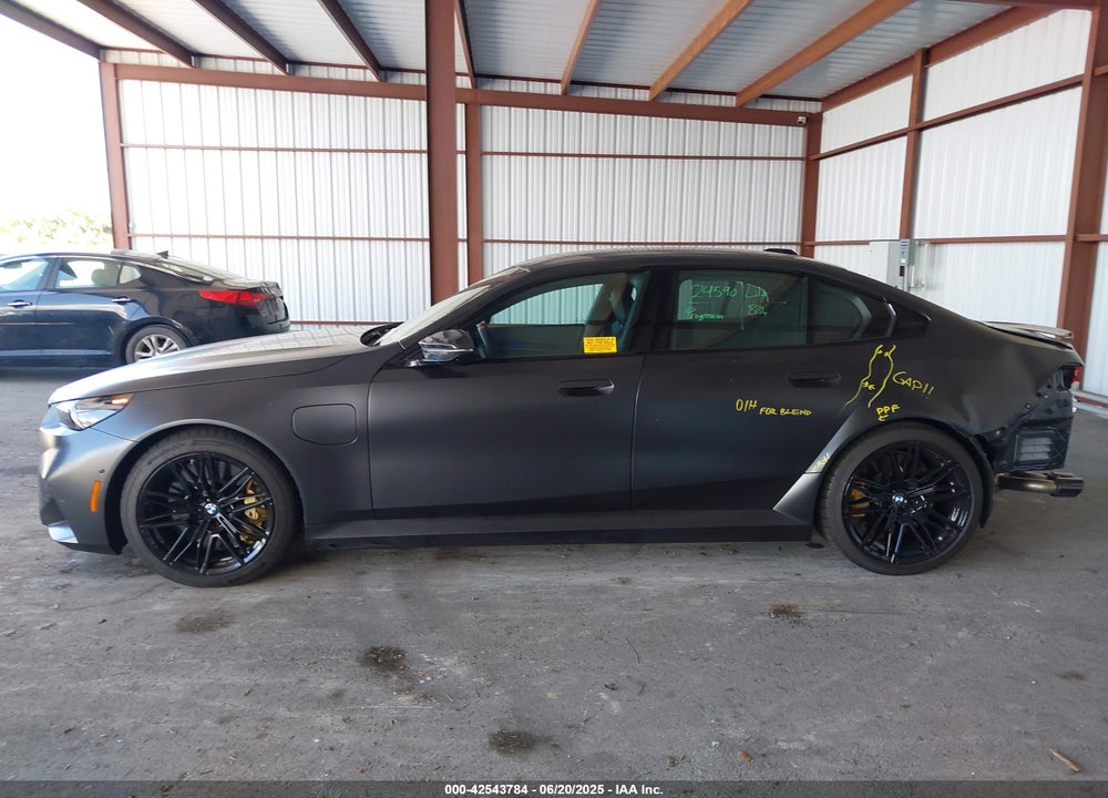 2025 BMW M5 VIN: WBS83FK04SCU11874