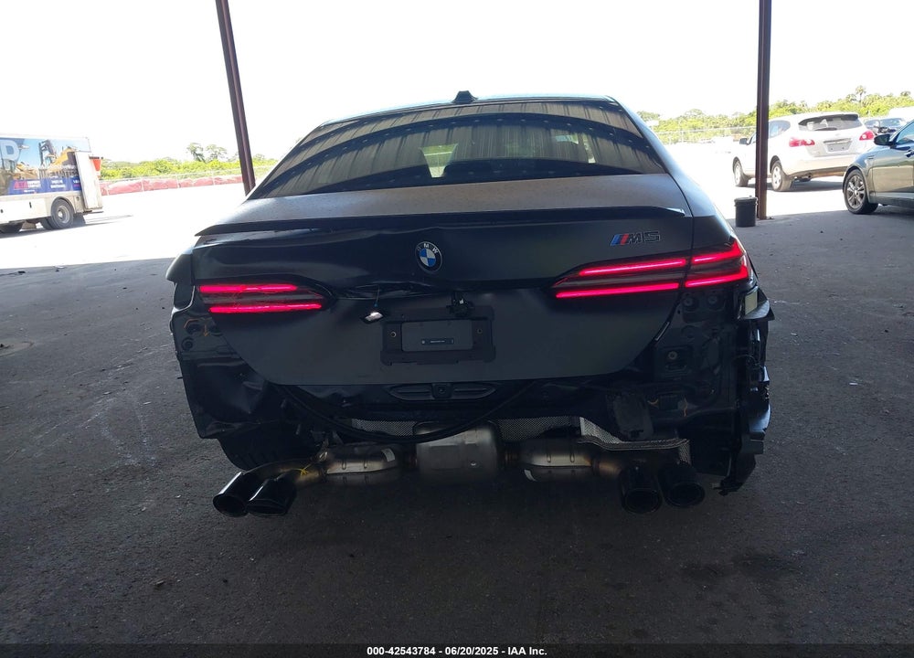 2025 BMW M5 VIN: WBS83FK04SCU11874