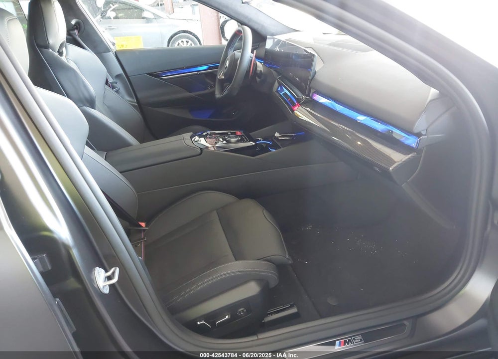 2025 BMW M5 VIN: WBS83FK04SCU11874