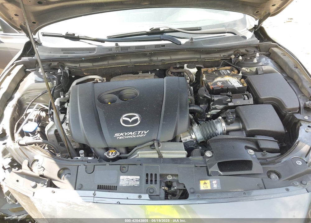 2018 MAZDA 3 VIN: 3MZBN1V33JM176197