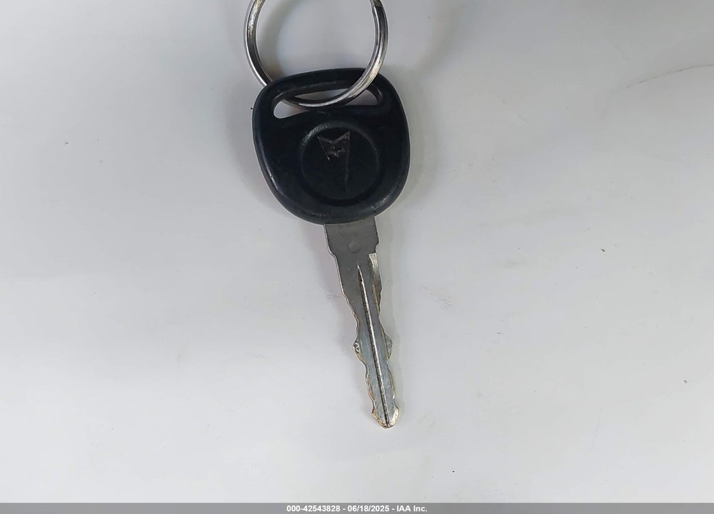2002 PONTIAC GRAND AM SE VIN: 1G2NE52F42C316335