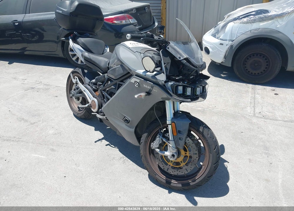 2021 ZERO MOTORCYCLES INC SR/S VIN: 538ZFBZ75MCL17947