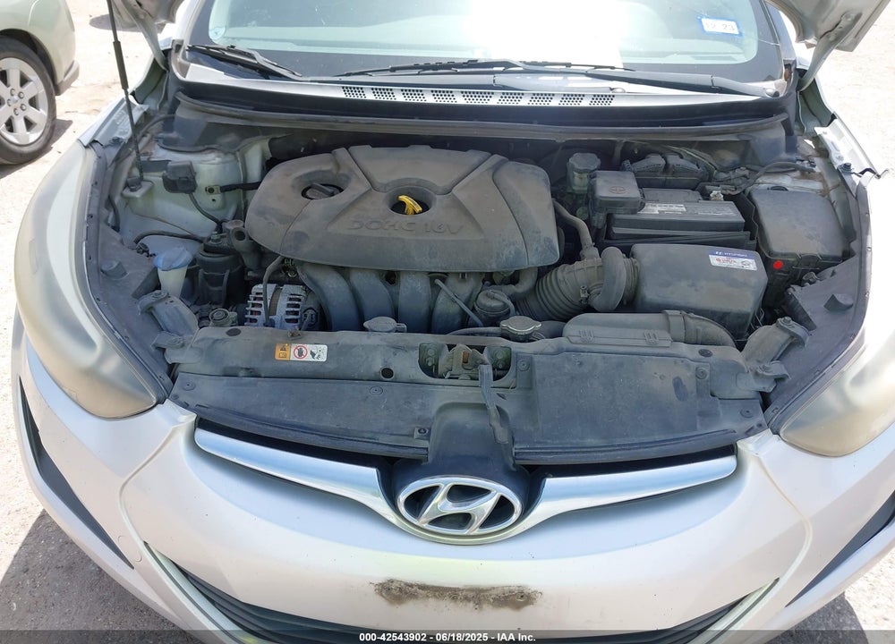 2015 HYUNDAI ELANTRA VIN: KMHDH4AE9FU310026