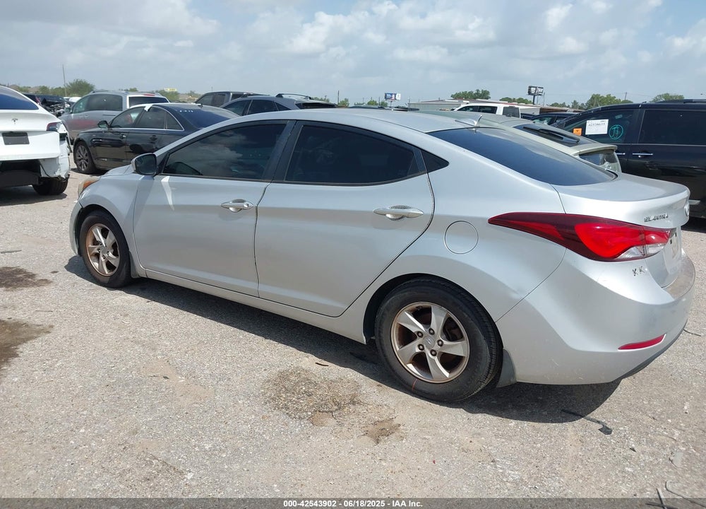 2015 HYUNDAI ELANTRA VIN: KMHDH4AE9FU310026