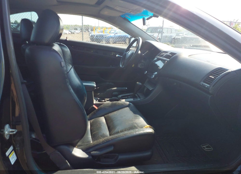 2004 HONDA ACCORD 3.0 EX VIN: 1HGCM826X4A004236