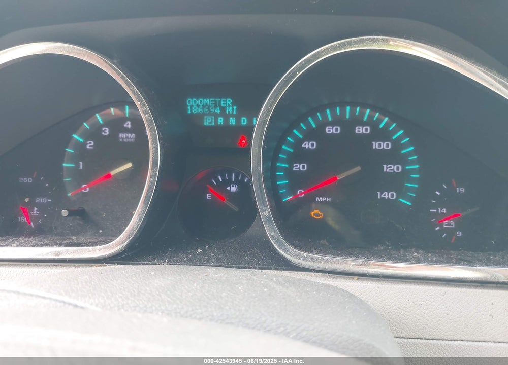 2009 CHEVROLET TRAVERSE LT VIN: 1GNER23D39S133043