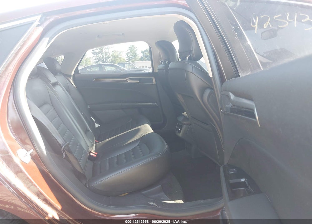 2015 FORD FUSION SE VIN: 3FA6P0H95FR146823