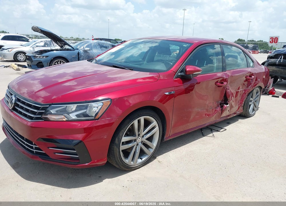 2018 VOLKSWAGEN PASSAT VIN: 1VWAA7A37JC031164