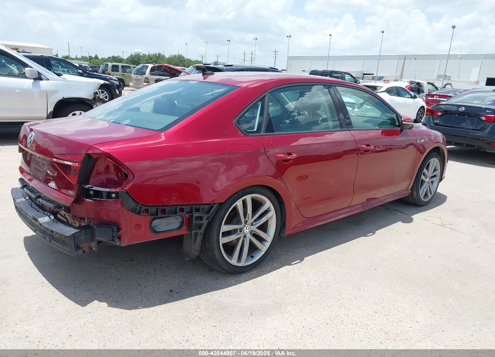 2018 VOLKSWAGEN PASSAT VIN: 1VWAA7A37JC031164