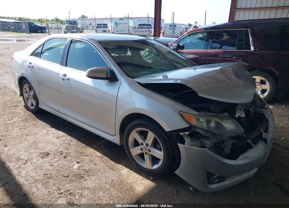 2012 TOYOTA CAMRY SE VIN: 4T1BF1FK8CU147603