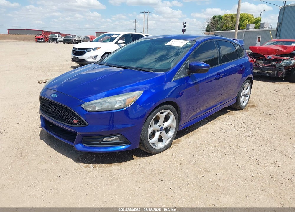 2015 FORD FOCUS VIN: 1FADP3L97FL293983