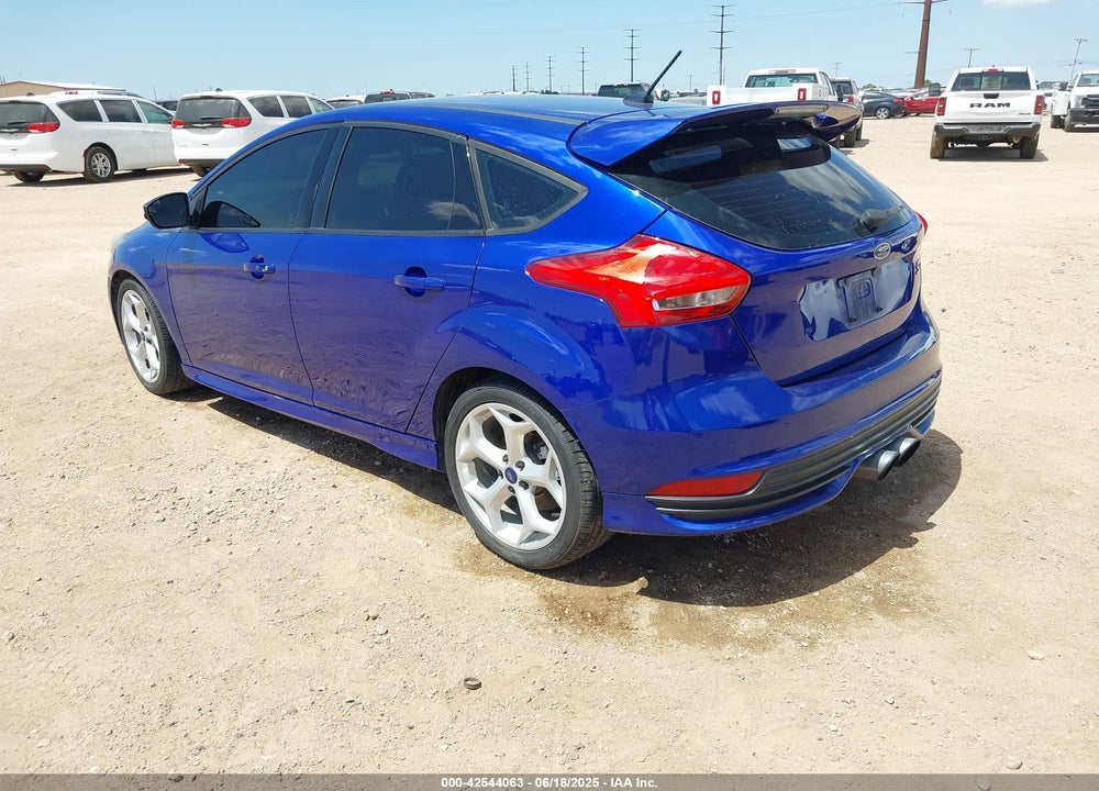 2015 FORD FOCUS VIN: 1FADP3L97FL293983