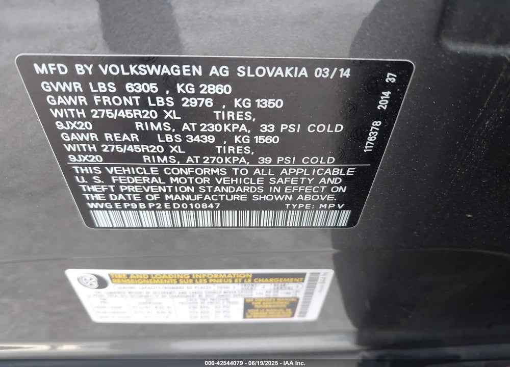 2014 VOLKSWAGEN TOUAREG VIN: WVGEP9BP2ED010847