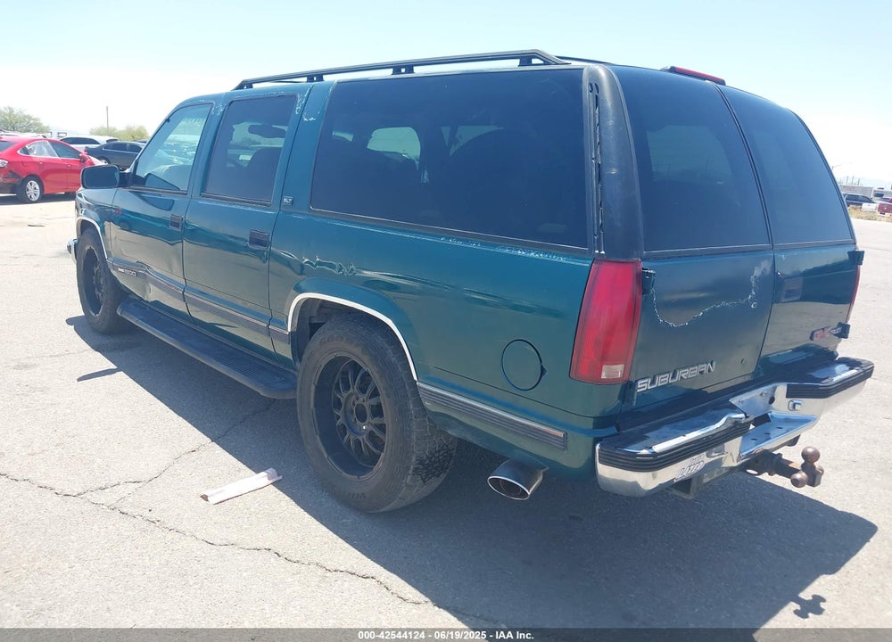 1996 GMC SUBURBAN C1500 VIN: 3GKEC16R2TG522612