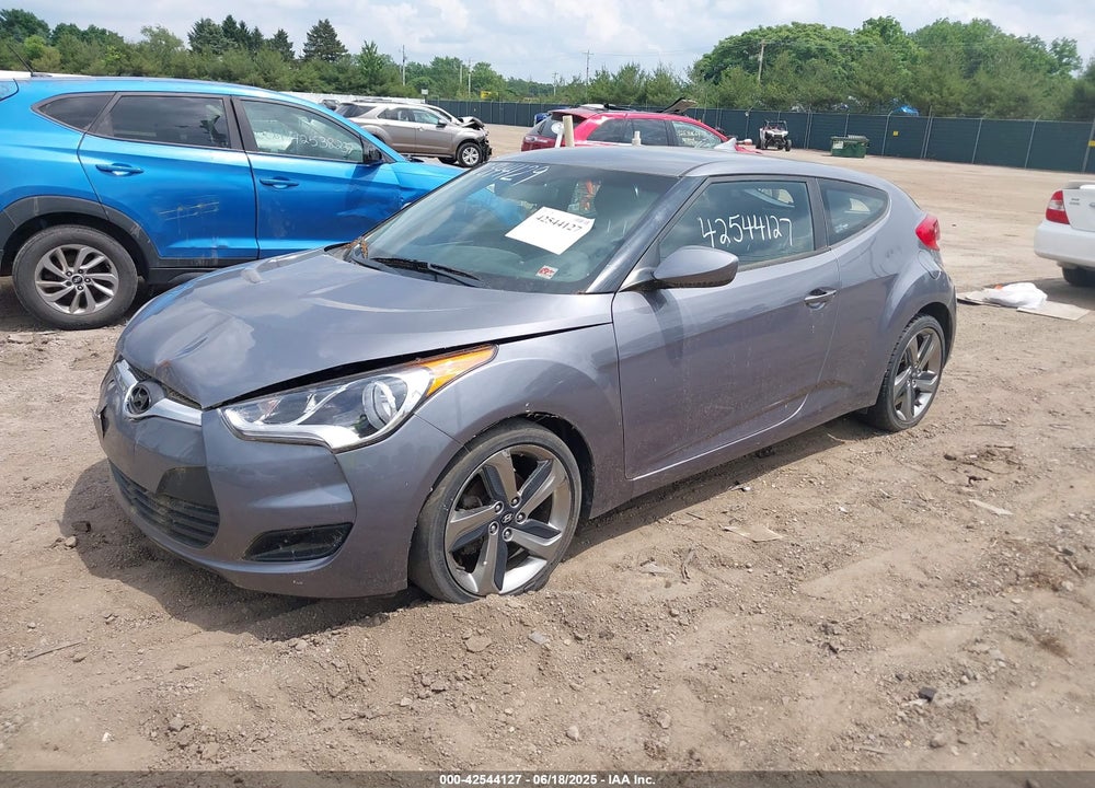 2016 HYUNDAI VELOSTER BASE (M6) VIN: KMHTC6AD4GU303242