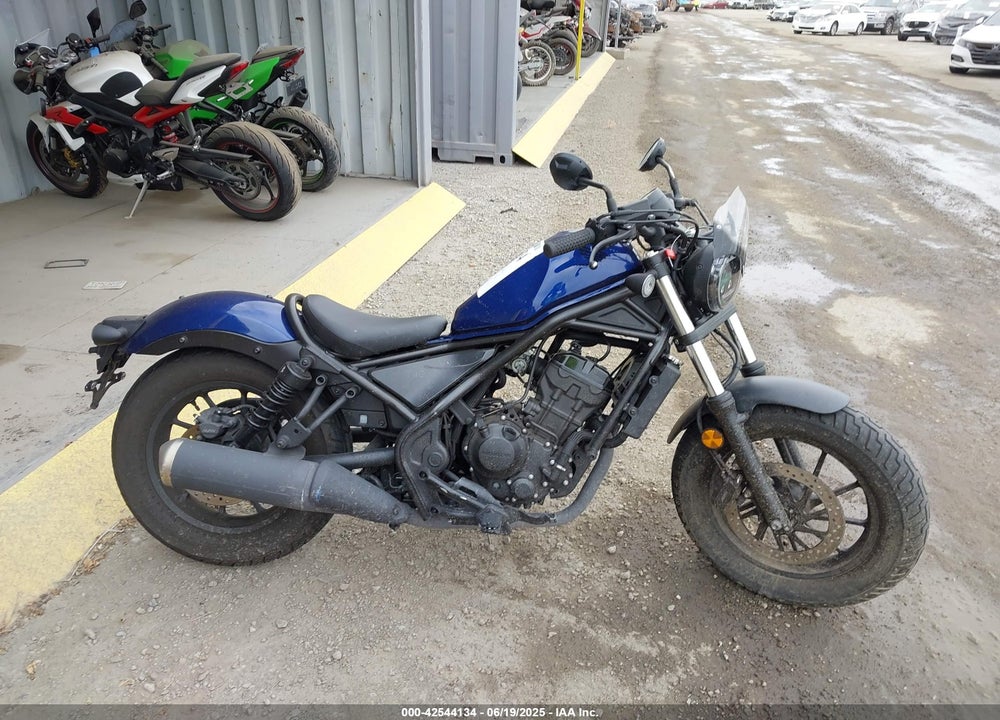 2022 HONDA CMX300 A VIN: MLHNC5350N5500751