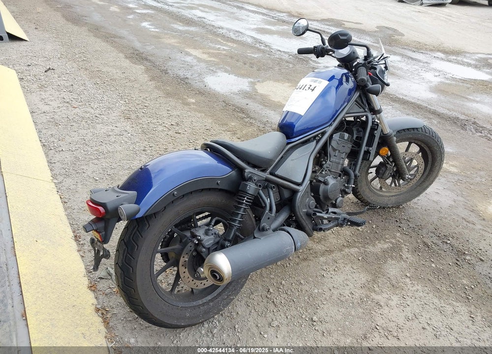 2022 HONDA CMX300 A VIN: MLHNC5350N5500751