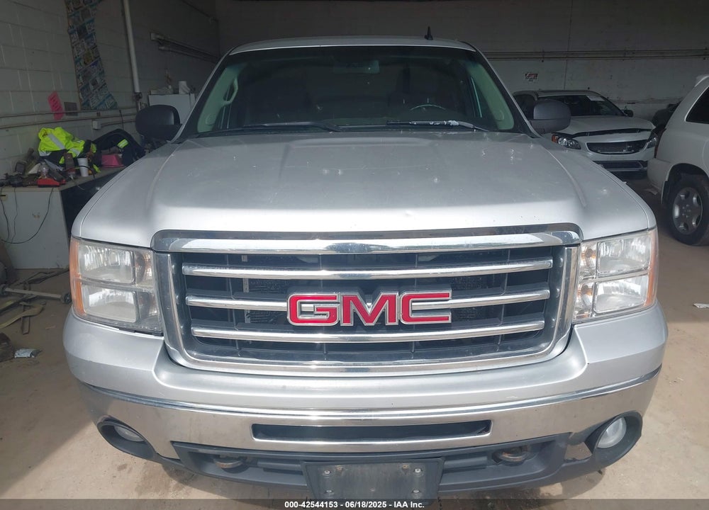2013 GMC SIERRA 1500 SLE VIN: 1GTR2VE79DZ269295