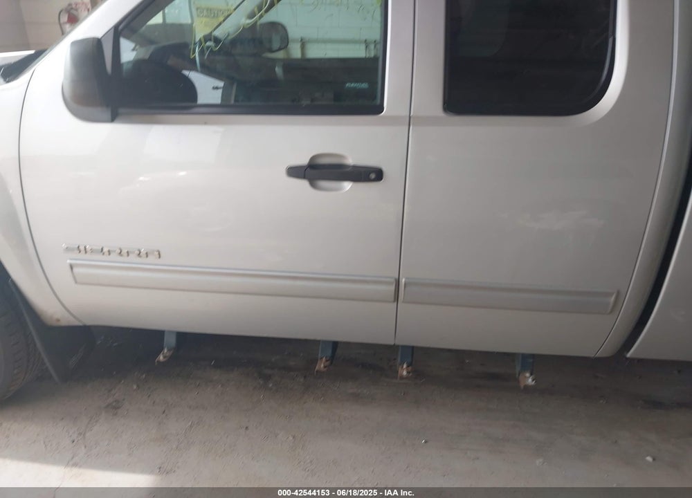 2013 GMC SIERRA 1500 SLE VIN: 1GTR2VE79DZ269295