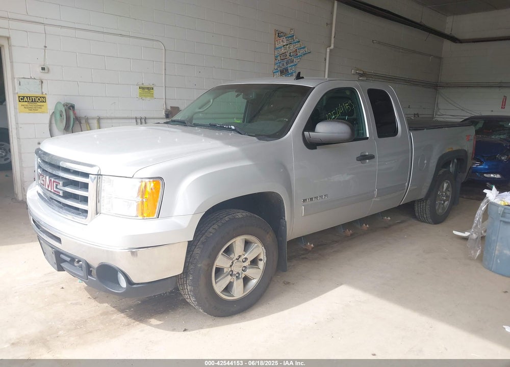 2013 GMC SIERRA 1500 SLE VIN: 1GTR2VE79DZ269295