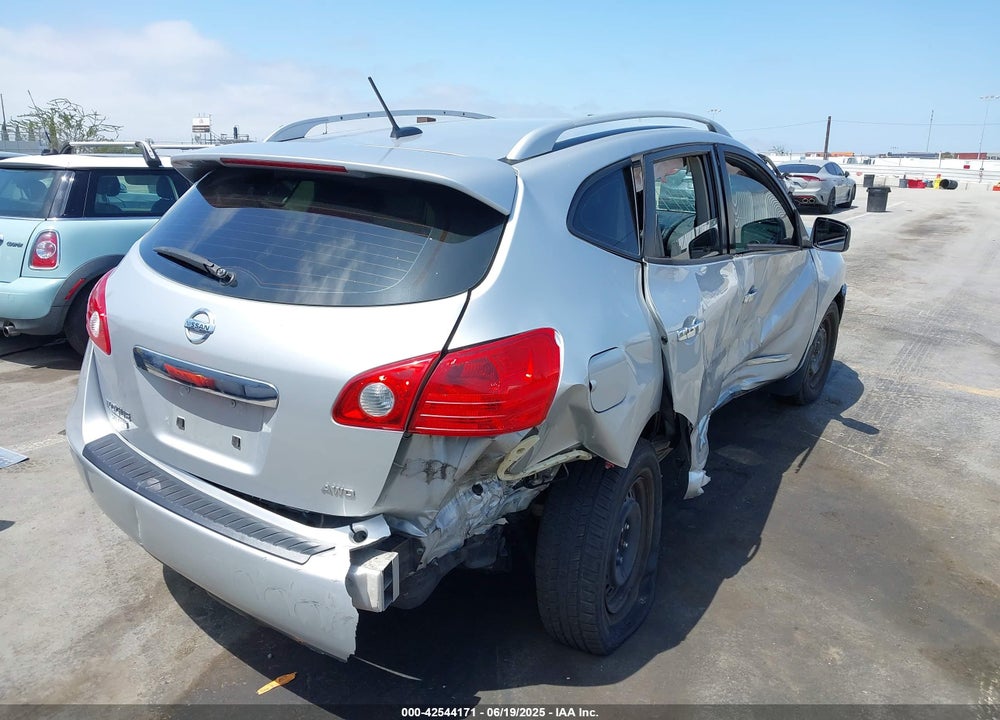 2014 NISSAN ROGUE SELECT VIN: JN8AS5MV7EW715786